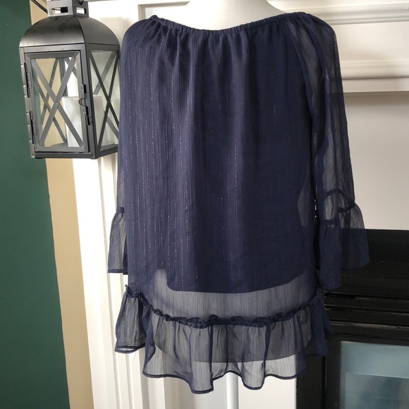 🌺Massini chiffon bell sleeve top🌺 - Picture 6 of 7